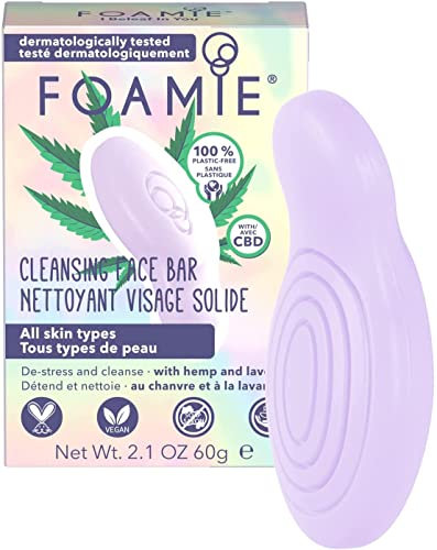 FOAMIE Gesichtsstange, entspannende Hanf- und Lavendelstäbe, mit CBD, pH-balanciert, seifenfrei, ohne Sulfate oder Parabene. Hergestellt in Großbritannien.