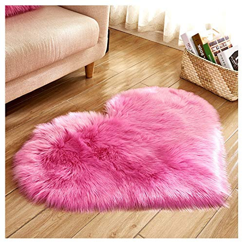 Tapis Moelleux Fausse Fourrure en Forme de Coeur,Shaggy Tapis en Imitation Peau de Mouton Tapis de Salon Peluche Moquette Paillasson Coussin Siège pour Chambre à Coucher ou D'enfants Rose 50x70CM