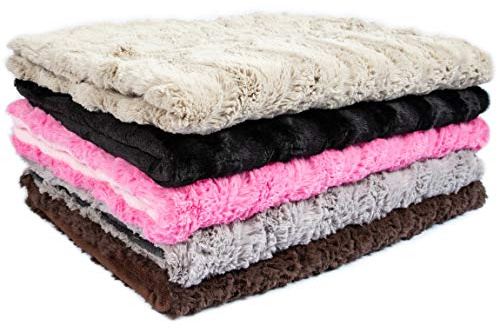 CopcoPet Hundedecke Cheyenne ca. 85 x 65 cm, Beige, waschbare Fleecedecke Hund, dicht gewebte Tierdecke, kuscheliger Schlafplatz für Hunde & Katzen