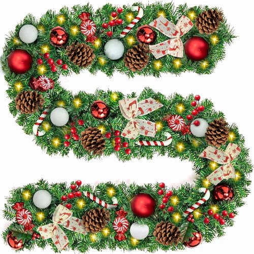 MTINRNI Weihnachtsgirlande 2.7M,mit Beleuchtung 50 LEDs warmweiß, Kommt mit 45 Weihnachtsaccessoires,Künstliche Tannengirlande.Weihnachtsdeko Tannengrün mit Lichterkette & Deko für In- & Outdoor.