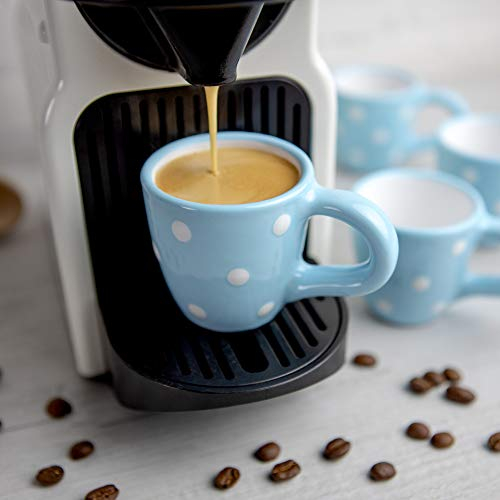 City to Cottage® Cerámica en Azul Celeste y Blanco | Diseño de Lunares | Hecha y Pintada a Mano | Cerámica Esmaltada 2oz/60ml | Set de 4 Tazas de Café Espresso | Regalo