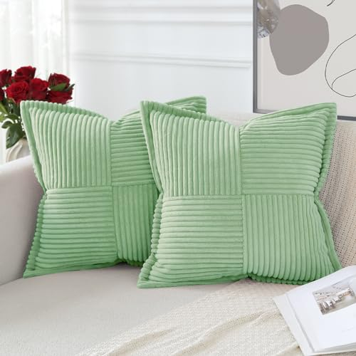 Artscope 2er Set Kordsamt Kissenbezüge Samtkissen Weich Dekokissen Dekorativ Kissenbezug Modern Kissenhülle Umwickelte Kante Sofakissen für Wohnzimmer Schlafzimmer Grün, 40x40cm