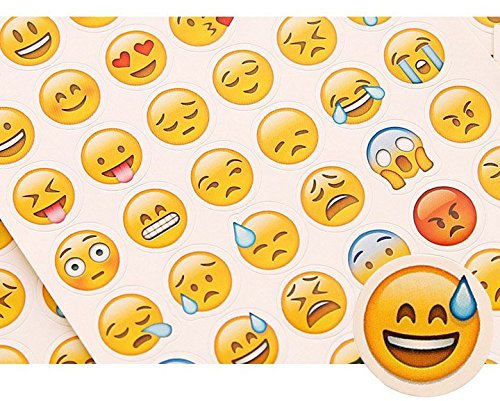 SparkTime Emoji-Aufkleber [528 Stück] Emoji-Aufkleber zum Basteln – ideal für ein Geschenk, mit einem Beutel aus Kraftpapier im Lieferumfang enthalten