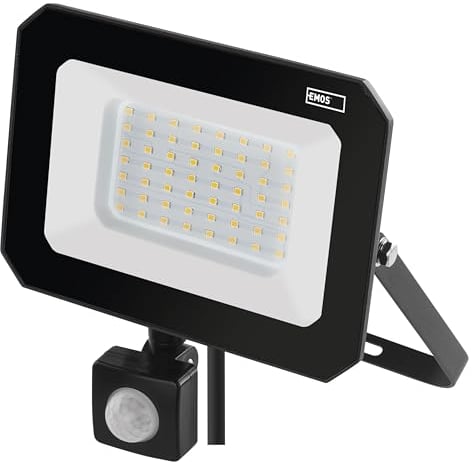 EMOS LED Strahler SIMPO 50 W mit Bewegungsmelder, wasserdichtes Flutlicht für Feuchtraum oder Außen, superhell 5000 lm, Neutralweiß 4000 K, Lebensdauer 25 000 Stunden, inkl. 20 cm Anschlusskabel