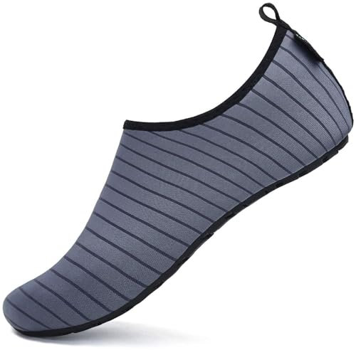 SAGUARO Surfschuhe Damen Herren Ultraleicht Wasserschuhe Atmungsaktiv Schwimmschuhe Weiche Flexibel Aquaschuhe rutschfest Strandschuhe, Grau 40/41
