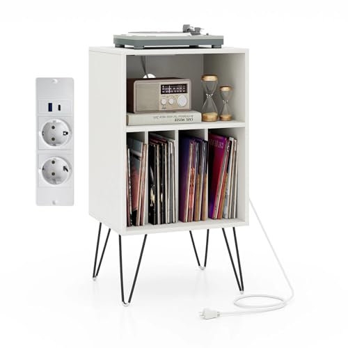 KOMFOTTEU Mesa Auxiliar con Estación de Carga, Soporte para Discos con 2 Enchufes, 1 Puerto USB y 1 Tipo C, Mesita de Noche de Madera con Compartimentos Abiertos, 48 x 40 x 88 cm (Blanco)