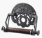 Assorted Collections - WC1 Traditionnel en Fonte Borough of London – Design Vintage – Porte-Rouleau de Papier Toilette Mural Victorien – Porte-Papier/mouchoirs avec Boucle en Bois Dur – Style Antique