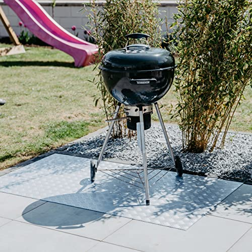PROFOLIO Silber Grillunterlage Für Alle Grills - Bodenschutzmatte als Hitze- und Funkenschutz - Feuerfeste Grillmatte für Gasgrill, Elektrogrill und Holzkohlegrill - 100 x 70 cm - Größe Wählbar