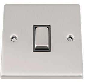 A5 Products Lichtschalter, 1 Gang, Satin-Chrom, quadratisch, schwarzer Einsatz, Metall-Kippschalter, 1-Gang/2 Wege, 10 A