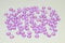 Creativery 100 Dekosteine Herzen 1,2 cm (lila/Purpur 465) // Streudeko Tischdeko Kunststoffherzen Steine PVC Acryl 12mm