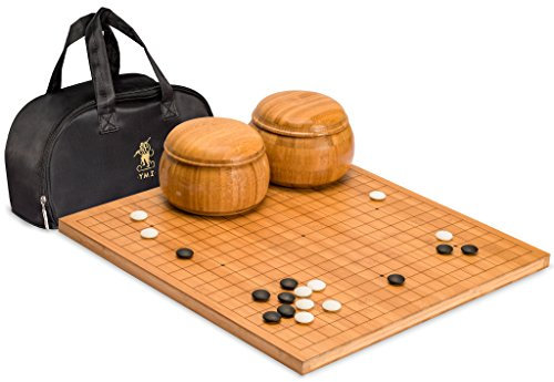 Yellow Mountain Imports Bambus 2 Zentimeter Geätzt Wendbar 19x19/13x13 Go-Spielbrett-Set mit 9,2 mm Doppelt Konvexen Yunzi-Steinen und Bambus-Holz-Schalen-Set