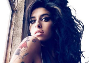 Salopian Sales - Amy Winehouse 2 - Hochformat Shot - A3 Poster