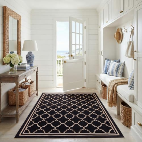 SAFAVIEH Washable Rug Outdoor Courtyard Collection - 5'3 x 7'7, Black & Beige, Non-Shedding & Easy Cleaning, Ideal for Patio, Backyard, Mudroom (CY6918-226)