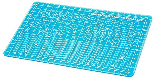 TAMIYA Schneidunterlage DIN A5/Blau 150x220mm, Modellbau, Zubehör