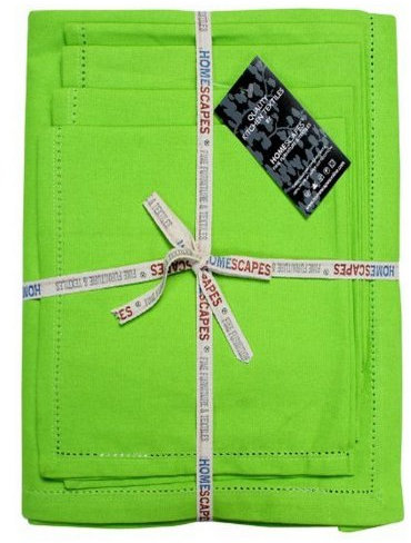 HOMESCAPES Green Table Cloth & Set of 4 Napkins, Plain Cotton Tablecloth, Rectangular, Handcrafted & Durable Dining Table Cover with Hem Stitch, Hypoallergenic, Washable, Lime Green - 138 x 178cm