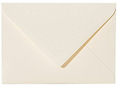 25 B6 DIN Briefumschläge (12,5 x 17,6 cm) Zart Creme Verschluss: feuchtklebend Grammatur: 120 g/m²