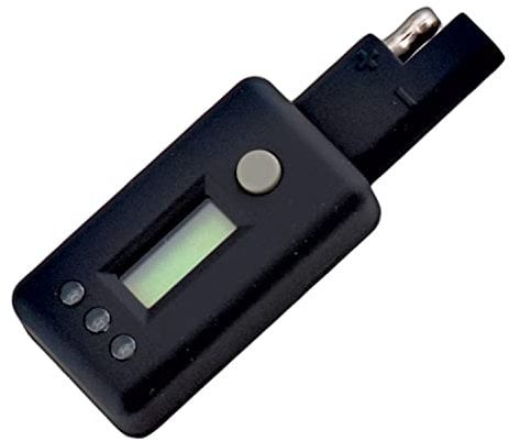 Battery Tender 081–0157 Black Quick Disconnect with LCD Display-Voltage Monitor.