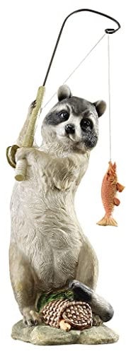 Design Toscano Der maskierte Fischer, Waschbärstatue