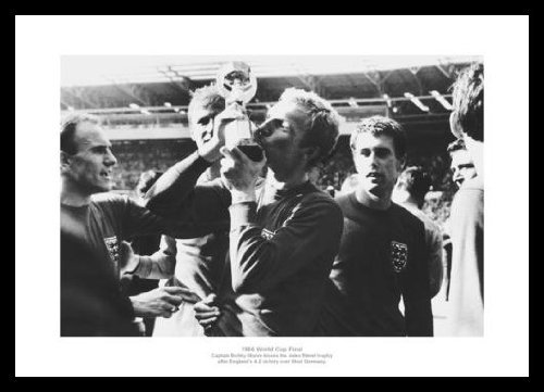 Framed Bobby Moore Kisses 1966 World Cup Trophy Football Photo Memorabilia