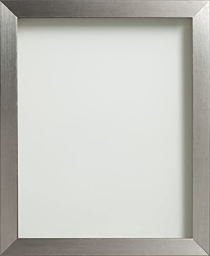 Frame Company Simpson Silver 6x4 Photo Frame with Real Glass | Fits a 6x4 photo, Frame size 6x4, Overall approx 7.6x5.6, Real Glass Front