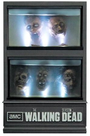 Walking Dead: Season 3 [Blu-ray] [Import]