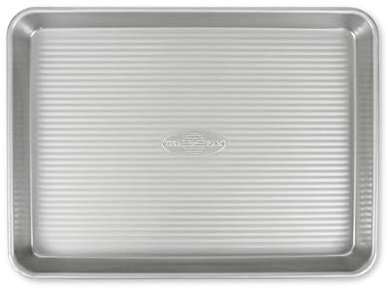 USA Pan Bakeware Quarter Sheet Pan, Warp Resistant Nonstick Baking Pan, Made in The USA from Aluminized Steel