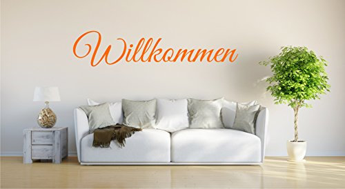 INDIGOS UG - Wandtattoo Wohnzimmer - Wandaufkleber Willkommen - für´s Büro oder im Haus - 90cm x 27cm Hellorange E917 - Aufkleber Kinderzimmer Schlafzimmer Küche Badezimmer Büro Dekoration