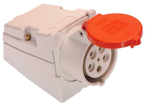 as - Schwabe CEE Steckdose Aufputz - CEE Wandsteckdose - 400 V, 32 A, 5-polig - Wanddose mit Klappdeckel - mit schlagfestem Gehäuse - mit Schraubanschlüssen - Made in Germany - IP44 - Weiß/Rot, 60432