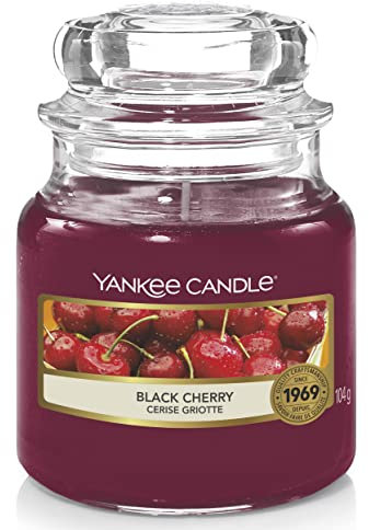 Yankee Candle Duftkerze im Glas (klein) | Black Cherry | Brenndauer bis zu 30 Stunden