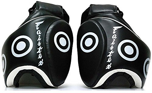 Fairtex Thigh Pads, Deluxe, schwarz, Low Kick Protector Beinschutz Pad Muay Thai