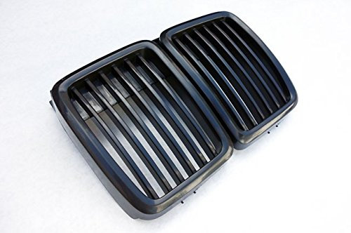 Kühler- Sport- Front- Rippen- Grill Schwarz Matt Eintragungsfrei Set