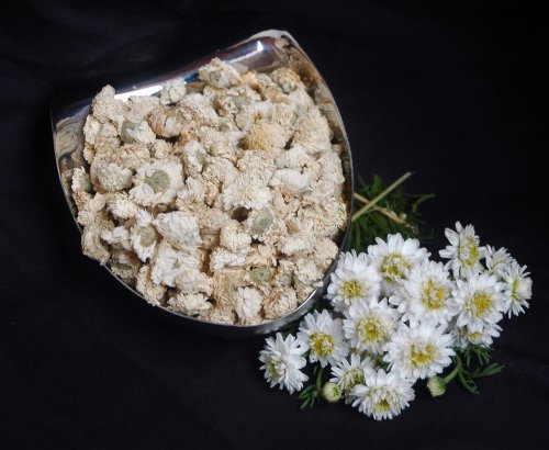 Naturix24 – Römische Kamillenblüten ganz – 100g Beutel