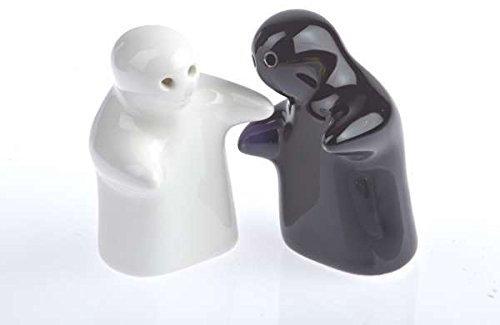 2x Salz- und Pfefferstreuer Pärchen, Umarmende, Liebende, Geister, Gespenster, die wohl süßesten Salzstreuer schöne Handarbeit, bestehend aus 2x Pärchen Salzstreuer Pfefferstreuer (Schwarz)