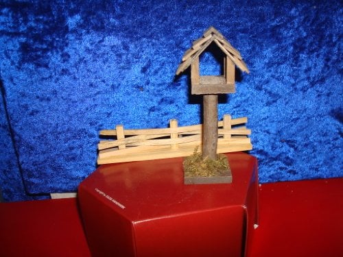 Krippen Zubehör Zaun mit Vogelhaus,für 12 cm Figuren