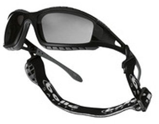 Bolle TRACPSF Tracker Glasses Nylon Frame Anti-Scratch and Fog Lens, Black/Smoke