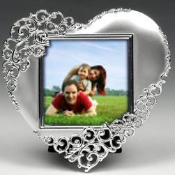 TreatHer & TreatHim Silver Heart Photoframe- weddings, anniversaries, home accessaroy, romantic, classy, elegant gift