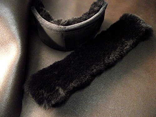 Tiefschwarze Unterlage, Spezial Nasenschoner, Genickschoner aus echtem Lammfell, schwarz, mit echt Leder Verstärkung