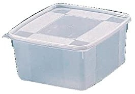 Matfer Bourgeat Soft Modulus Flexible Food Storage Cont Box GN 1/6 1.5L (Pack 6) | Flexible, soft modulus build allows easy food release while stackable design optimises professional kitchen storage space