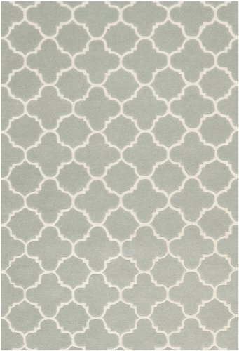 SAFAVIEH Chatham Collection Accent Rug - 4' x 6', Grey & Ivory, Handmade Quatrefoil Trellis Wool, Ideal for High Traffic Areas in Entryway, Living Room, Bedroom (CHT717E)