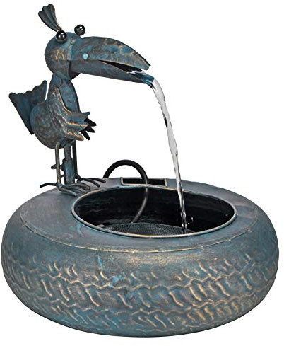 Ausgefallener Gartenbrunnen - der Schnabel öffnet und schließt Sich