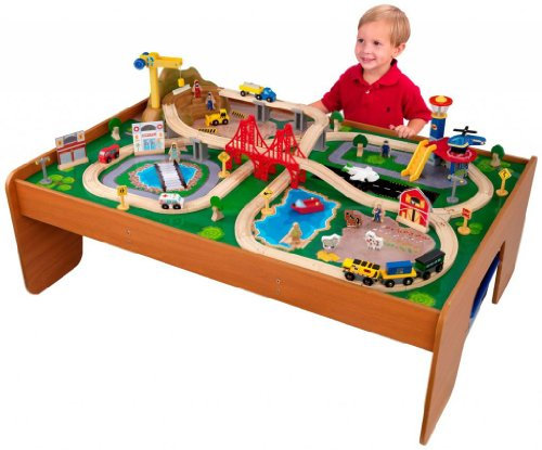 KidKraft 17836 - Spielzeugeisenbahn Ride Around Town mit 100 Teilen und Aufbewahrungstisch