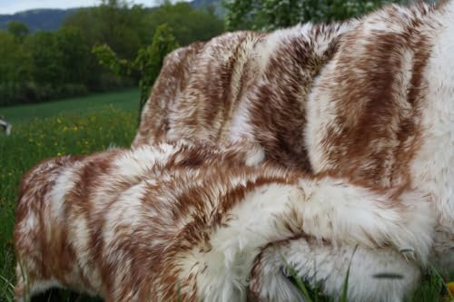 der-Fellmann Lammfell Stracciatella 120-130 cm echtes Merino Schaffell kuschelig weich Teppich ökologische Gerbung von Deutschen Schäfereien Naturform Dekofell Premium Schaffell Läufer Sitzunterlage