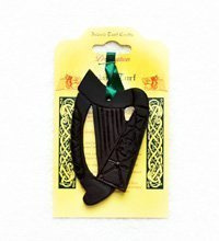 Island Turf Crafts Harp Decoration with green ribbon hanger