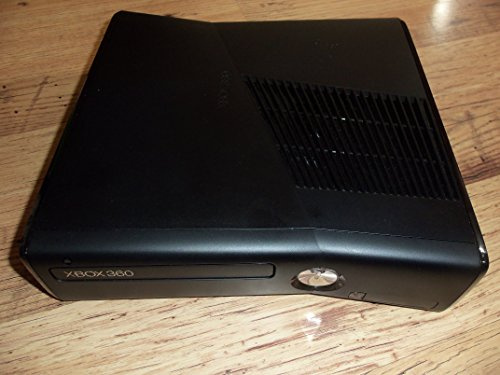 Xbox 360 4GB Console with Kinect Sensor: Includes Kinect Adventures