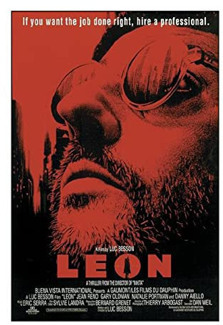 Leon der Profi Poster (68cm x 102cm) + Original tesa Powerstrips® (1 Pack/20 Stk.)