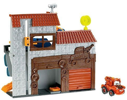 Disney / Pixar CARS 2 Movie Imaginext Exclusive Playset Spy Mater Garage