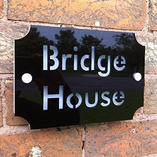 JustHouseSigns - Placa acrílica personalizada con número de casa y nombre de la calle | puerta con efecto de cristal moderno