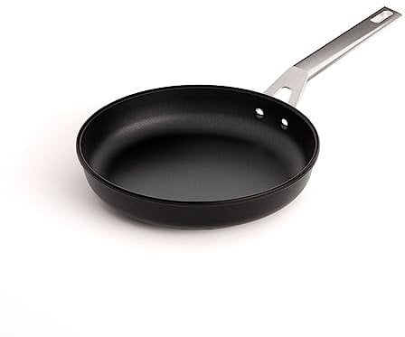 Valira Aire - Sartén Premium de 26 cm hecha en España, aluminio fundido con antiadherente reforzado, apta para inducción