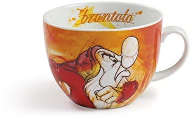 Egan Tazza Colazione Collezione Disney 7 Nani. Oggetto Realizzato in Porcellana di Colore Arancione. Dimensione: 9X12X14,5 cm. La referenza è PWS03/1BR