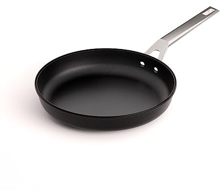 Valira Aire - Sartén Premium de 28 cm hecha en España, aluminio fundido con antiadherente reforzado, apta para inducción